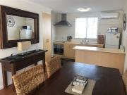 Furnished unit, 150m to the beach!