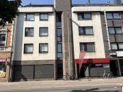 Further Schmuckstück! WGH mit Fitnessstudio und 6...