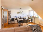 Fußläufig zum Stadtzentrum – 3 Zimmer Eigentumswohnung im DG