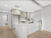 Stylish Apartment with Private Courtyard Stylish Apartment with Private Courtyard