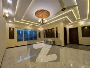 G9 Very Nice Location Brand New Corner Double Storey...