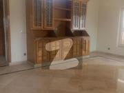 G 10 /2 60*90 Old House Available On Beautiful Location....