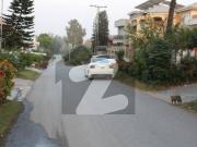 G 10 Prime Location Plot 600 Sq. Yd Below Market Price...