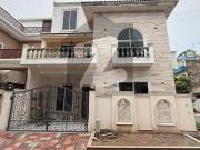 G 11/2 Street 47 Brand New Ideal Location Stylish Double...