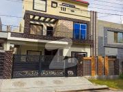 G Block 10 Marla Luxury House Available For Sale
