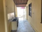 GÃIS ALUGA casa com 130 metros quadrados com 4 quartos...