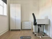Gadd Street, Nottingham NG7, 4 bedroom terraced house to...