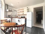 Gainsborough Avenue, Manor Park, London 2 bed flat to...