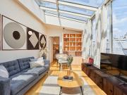 Gairo 1 room in Champs Élysées