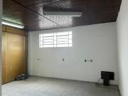 Galpão c/ 380 m³, 300 m² no térreo e 80 m² piso...