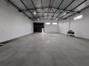 Galpão de 250m² com 02 lavabos para locação Loteamento...