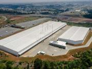 Galpão / Depósito para Locação em Arujá/SP Portão