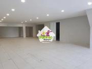 Galpão/Depósito/Armazém e 2 banheiros à Venda, 250 m²...