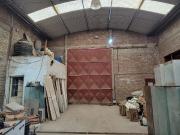 Galpon con depto. en venta, en los Eucaliptus