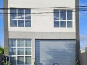 Galpón de 400 m2 a estrenar en zona Puerto. Distrito I1P1