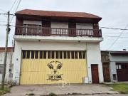 Galpon depto 3 amb al frente en planta alta en Don Bosco