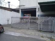 Galpon en Alquiler en Caracas La Yaguara Distrito...