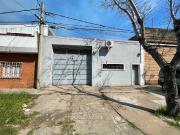 Galpón en Garay al 100