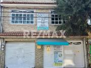 Casa con Uso Mixto: Rentable para Inversión en Bosques...