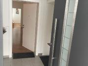 ganze Etage mit angeschlossener Garconniere,...