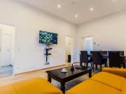 Ganzes Stockwerk beim Brunnenmarkt | Drei voll...