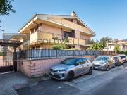 Garage / Box in vendita a Ciampino, Mura dei Francesi