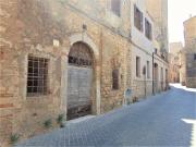 Garage / Box in vendita a Tarquinia, Centro Storico