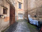 Garage in vendita di m² in Via Cavour, 60