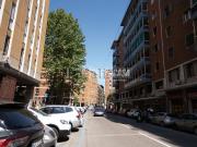 Garage in vendita di m² in Via Giovanni Brugnoli