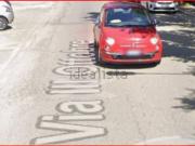 Garage in vendita di m² in Via III Ottobre