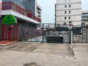Garage in vendita di m² in Via Pietrantonio Loffredo, 42