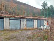 Garage in vendita di m² in Via Rocca