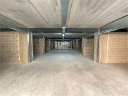 Garage in vendita di m² in Via Valerio Laspro, 10