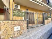 Garage in vendita di m² in Via Zara