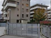 Garage in vendita di m² in Viale Lombardia