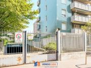 Garage Posto auto in vendita a Milano