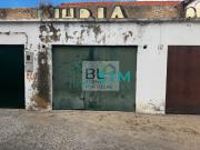 Garagem fechada em Olhão