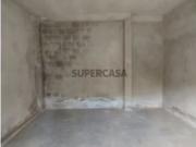 Garagem em Santo António dos Olivais