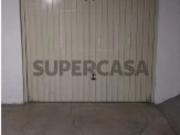 Garagem em Sé Nova, Santa Cruz, Almedina e São Bartolomeu