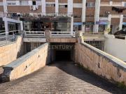 Garagem fechada para arrendamento situada na Rua do...