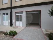 Garagem para arrendar em Nelas