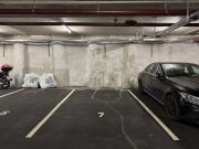 GARAGENPLATZ BEI MEIDLINGER HAUPTSTRASSE +...