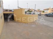 ? GARAJE CERRADO EN ALQUILER – PUNTA PRIMA ? Residencial...