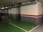 Garaje en alquiler en calle Bac de Roda, Barcelona, de...