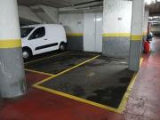 Garaje en alquiler en calle De Benavent, Barcelona, de 4...