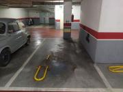 Garaje en alquiler en calle De Bernat Boades, Girona, de...