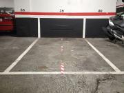 Garaje en alquiler en calle De Biscaia, Barcelona, de 3...