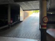 Garaje en alquiler en calle De L'assemblea de...