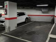 Garaje en alquiler en calle De Nàpols, Barcelona, de 18...