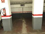 Garaje en alquiler en calle De Rocafort, Barcelona, de 8...